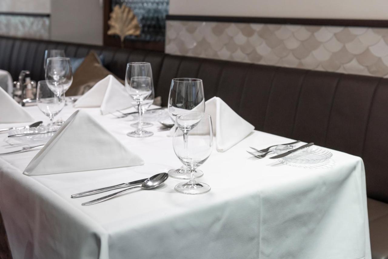 & Restaurant Roessli